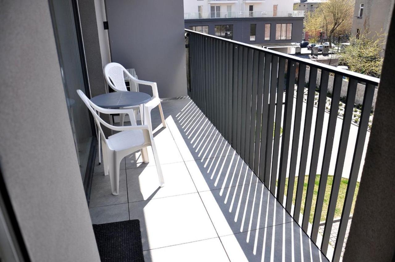 Q Apart Grand - Klimatyzowane 3 Pokojowe Apartamenty Przy Manufakturze Z Garazem Gratis, Fv Лодзь Экстерьер фото