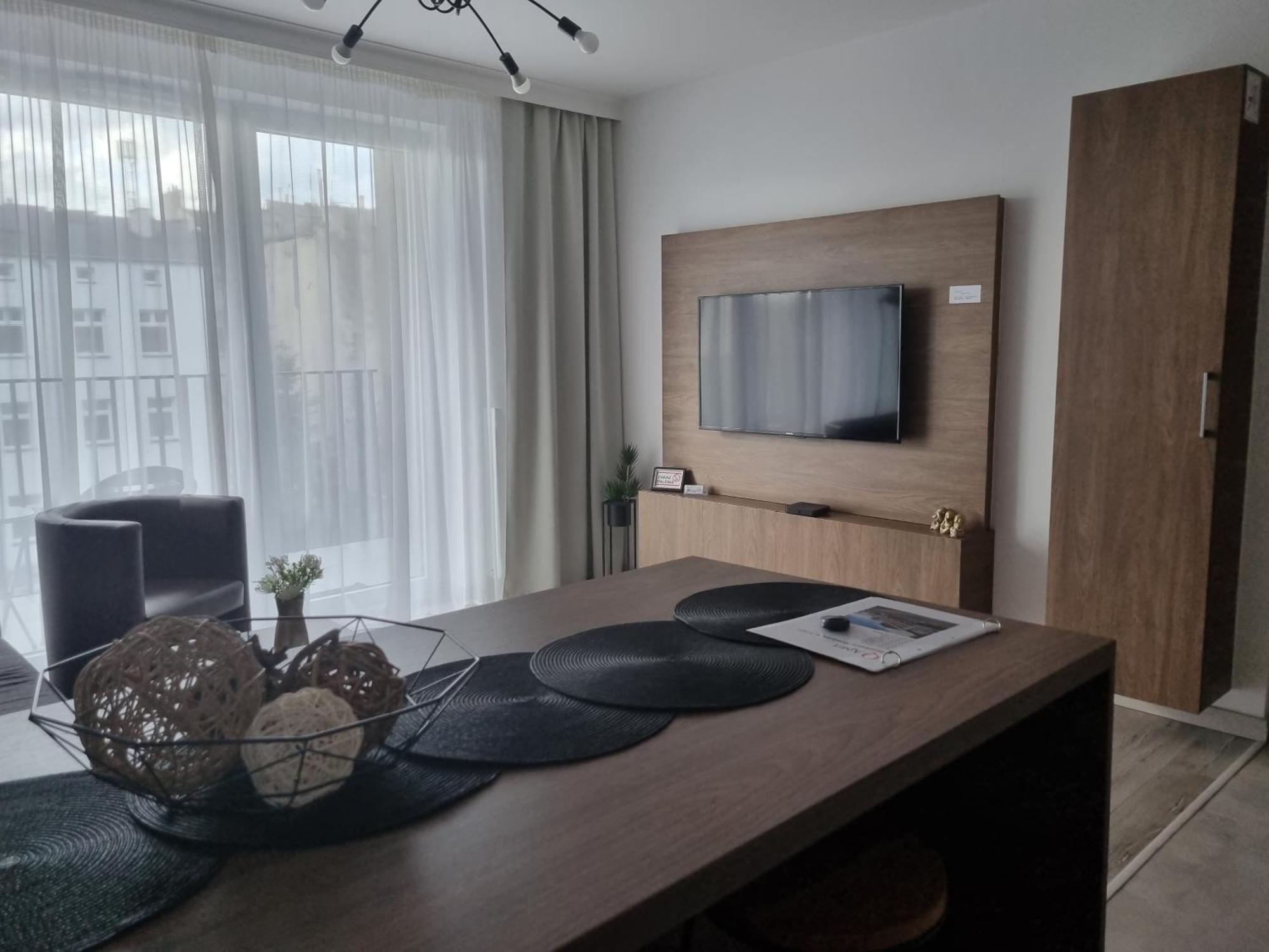 Q Apart Grand - Klimatyzowane 3 Pokojowe Apartamenty Przy Manufakturze Z Garazem Gratis, Fv Лодзь Экстерьер фото