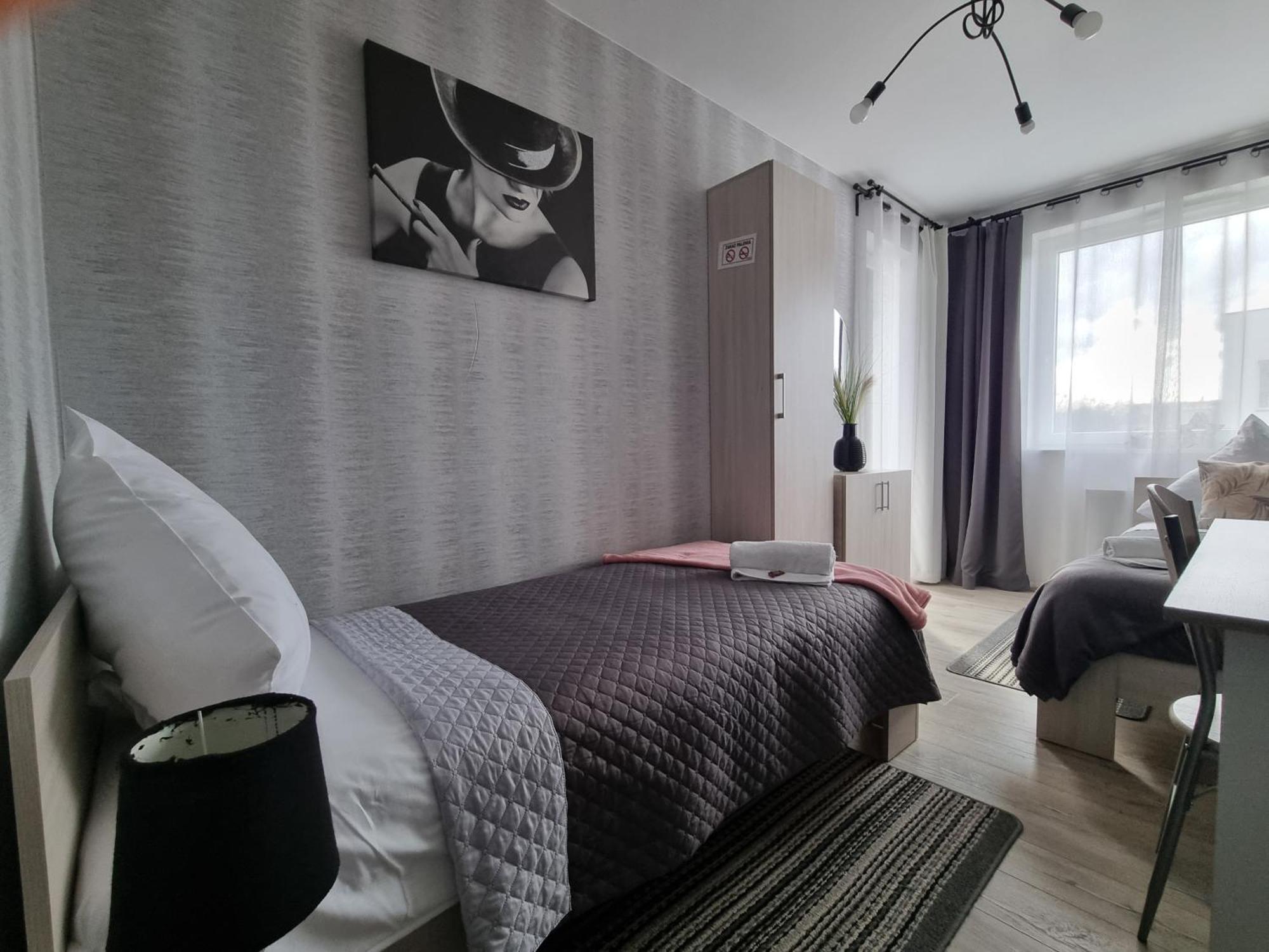 Q Apart Grand - Klimatyzowane 3 Pokojowe Apartamenty Przy Manufakturze Z Garazem Gratis, Fv Лодзь Экстерьер фото