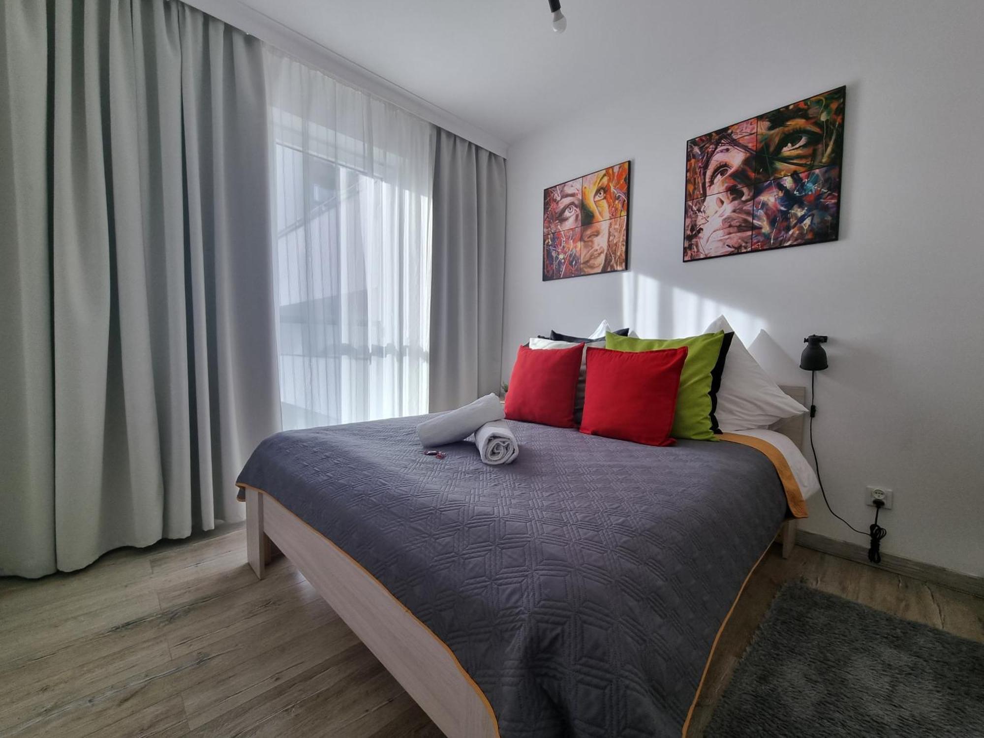Q Apart Grand - Klimatyzowane 3 Pokojowe Apartamenty Przy Manufakturze Z Garazem Gratis, Fv Лодзь Экстерьер фото
